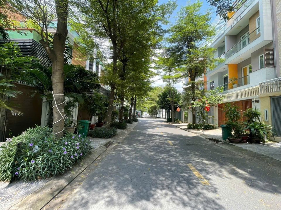HÀNG HIẾM – BÁN NHANH NHÀ PHỐ TRỤC ĐƯỜNG CHÍNH JAMONA CITY
