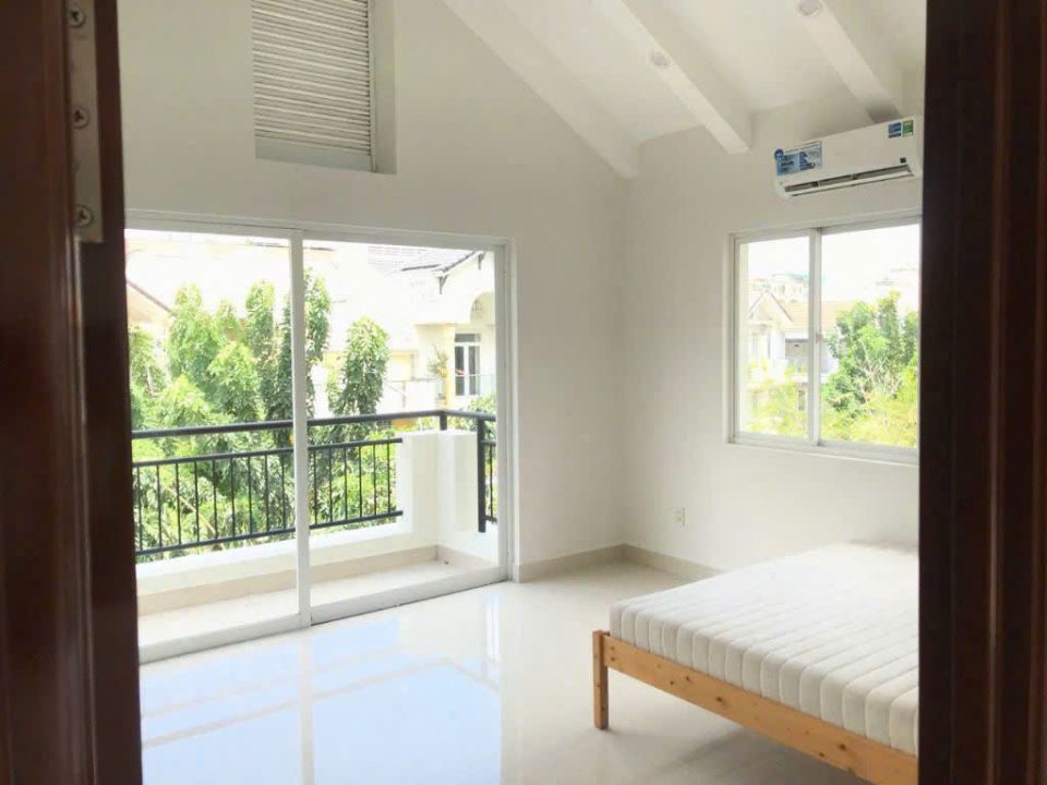 Biệt Thự Đơn Lập Nam Phú Villa Quận 7 – Diện Tích 12x24m, Khu Compound An Ninh, Giá Chỉ 38 Tỷ