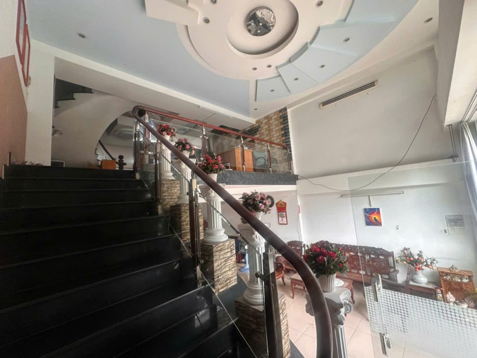 Bán Nhà Phố KDC Phú Mỹ Vạn Phát Hưng, Quận 7 – 6x21m, Full Nội Thất, Giá 19.9 Tỷ