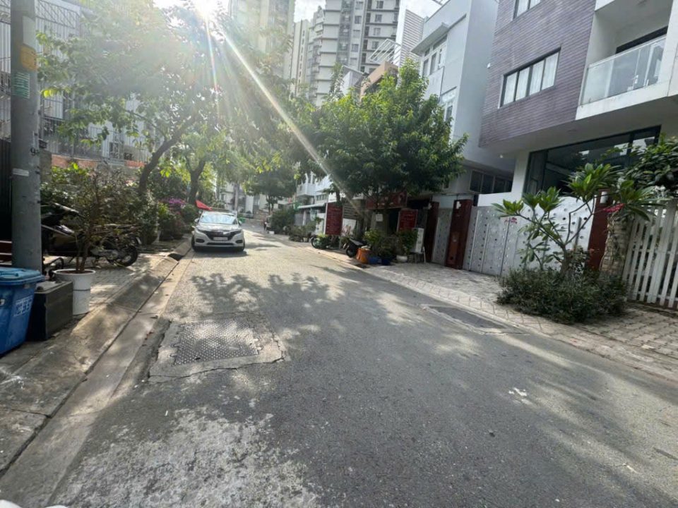🏢 NHÀ PHỐ THIẾT KẾ VĂN PHÒNG – KDC PHÚ MỸ VPH – HẦM + THANG MÁY – 445M² SÀN
