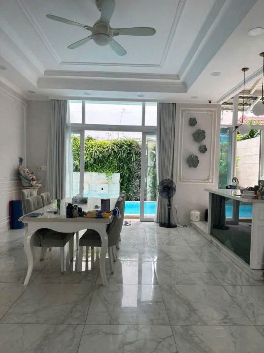 🏡 BIỆT THỰ SIÊU ĐẸP KDC PHÚ MỸ VẠN PHÁT HƯNG – HỒ BƠI RIÊNG – FULL NỘI THẤT – KHẲNG ĐỊNH ĐẲNG CẤP Tuyệt tác biệt thự d