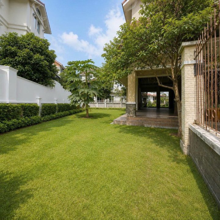 BÁN NHÀ THÔ BIỆT THỰ 600M2 SÂN VƯỜN, CÓ HỒ BƠI – NAM PHÚ VILLAS, QUẬN 7