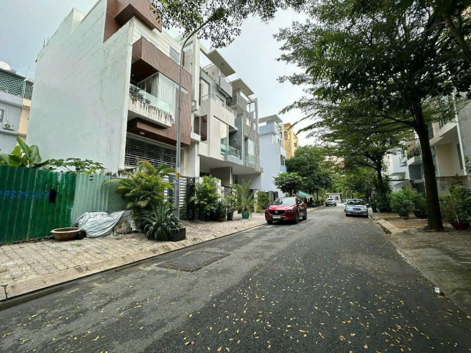 NHÀ PHỐ PHÚ MỸ VẠN PHÁT HƯNG QUẬN 7 – FULL NỘI THẤT | 6×21M | 340,5M² SÀN | CHỈ 22,5 TỶ
