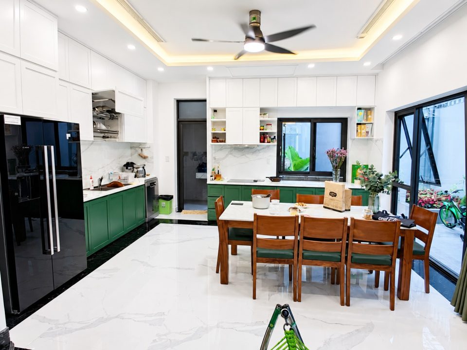 Bán Biệt Thự KDC Jamona Golden Silk Quận 7 – DT 7.4×20 (CN: 149m2) – Giá 27 Tỷ Full Nội Thất.