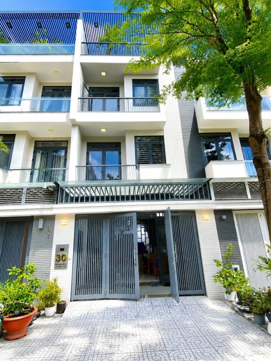 NHÀ PHỐ ĐẸP JAMONA CITY – 5x17M, TRỆT 2 LẦU + SÂN THƯỢNG, CHỈ 15 TỶ, KHU AN NINH 24/7