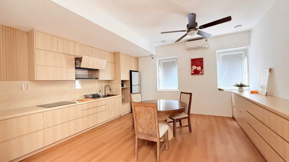 Bán Nhà Phố Đẹp Đối Diện Vincom Trần Trọng Cung – DT 5x24m 120m2 – Giá 25 Tỷ TL