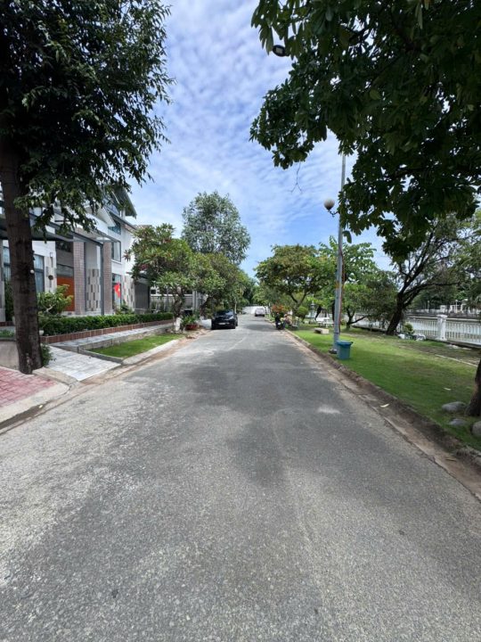 Căn Góc Cực Hiếm Khu Nam Phú Villas – DT 12x21m 252m2 – Giá 56 Tỷ TL