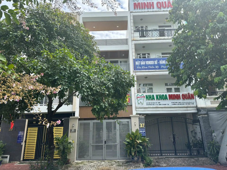 Bán Nhà Phố Đẹp Đối Diện Vincom Trần Trọng Cung – DT 5x24m 120m2 – Giá 25 Tỷ TL