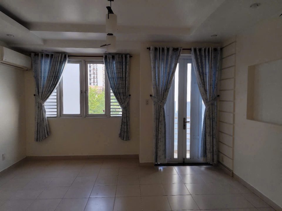 NHÀ PHỐ VIEW CÔNG VIÊN KDC NAM LONG – TRẦN TRỌNG CUNG
