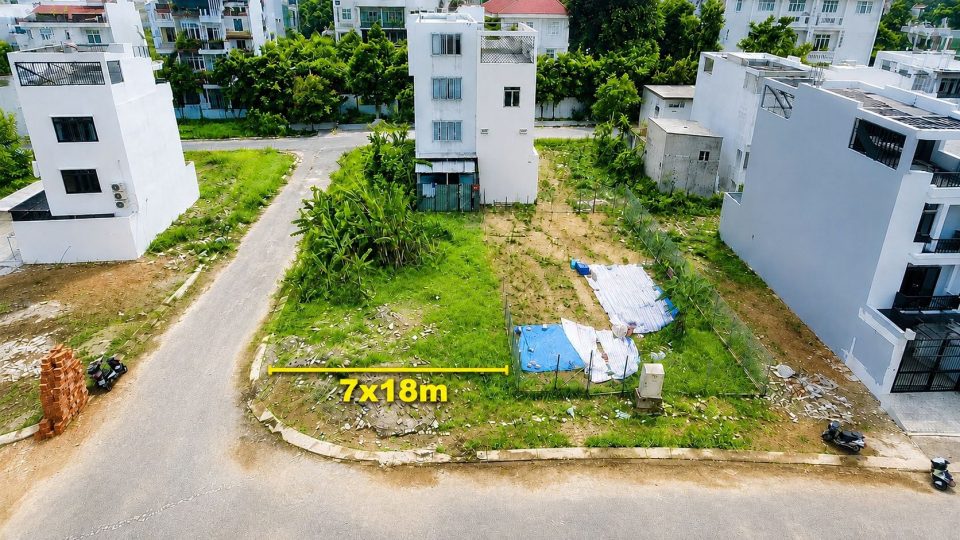 BÁN ĐẤT LÔ GÓC E18 KHU TĐC PHÚ MỸ QUẬN 7- GÓC ĐƯỜNG D9, DT 113.5m2, GPXD 3 TẦNG ĐÓN ĐẦU GA TÂN MỸ