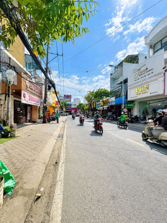 🔥NHÀ MẶT TIỀN LÂM VĂN BỀN – NHÀ ĐẸP, VỊ TRÍ ĐẸP, GIÁ TRỊ KHAI THÁC CAO!