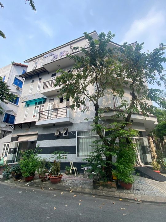 BIỆT THỰ GÓC 2 MẶT TIỀN – ĐANG KINH DOANH KHÁCH SẠN | KDC SADECO VEN SÔNG