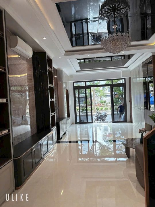 Bán Nhà Phố Hoàn Thiện Mới TĐC Phú Mỹ – Full Nội Thất, Giá 18 Tỷ