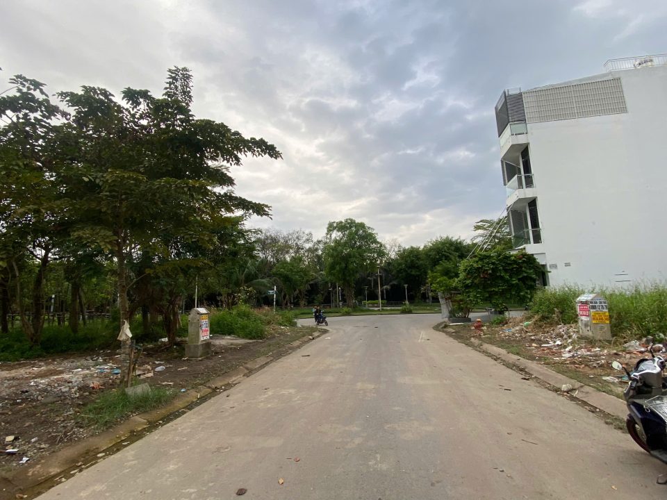 NHÀ PHỐ TĐC PHÚ MỸ – CÓ THANG MÁY, GẦN CÔNG VIÊN | 5x18M – SỔ HỒNG | 18,6 TỶ