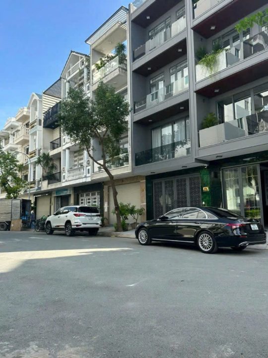 🏠 NHÀ PHỐ XÂY MỚI – FULL NỘI THẤT CAO CẤP – KDC CÔNG ÍCH Q4 – ĐƯỜNG SỐ 2B