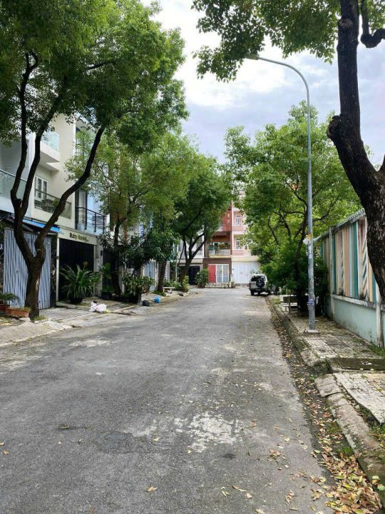 Nhà đẹp – Khu dân cư hiện hữu – Diện tích 4x18m – Giá 16,5 tỷ