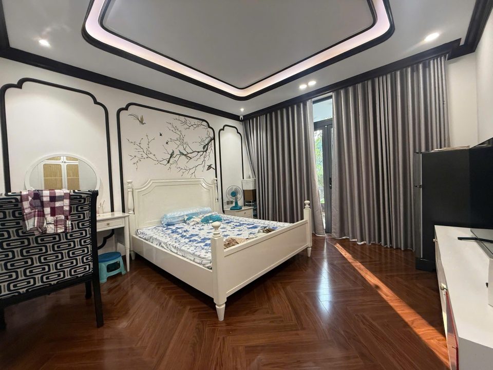 BÁN NHÀ MẶT TIỀN 6×20 FULL NỘI THẤT CÓ THANG MÁY– ĐƯỜNG SỐ 65 KDC TÂN QUY ĐÔNG