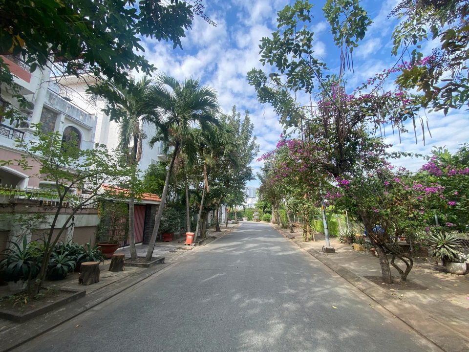 BIỆT THỰ 12x20M VIEW HỒ CỰC THOÁNG – KDC TẤN TRƯỜNG | GIÁ 31 TỶ