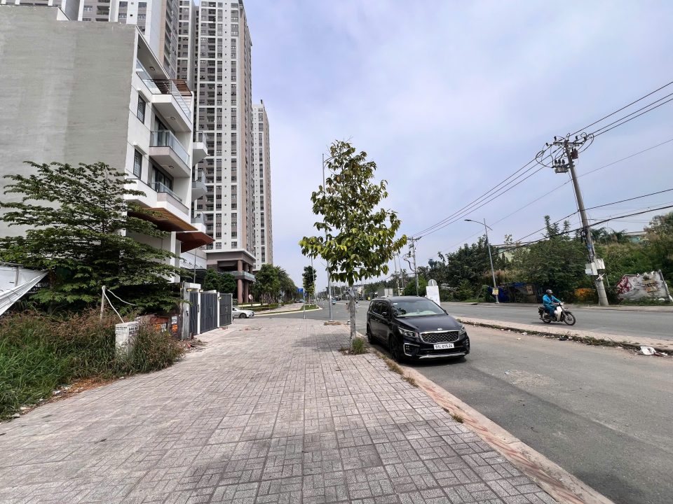 BÁN LÔ ĐẤT NỀN NHÀ PHỐ MẶT TIỀN ĐÀO TRÍ – Q7 RIVERSIDE