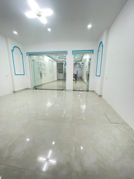 BÁN NHÀ MẶT TIỀN HUỲNH TẤN PHÁT 6x21m – GIÁ 20 TỶ