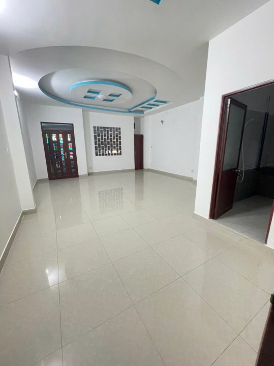 BÁN NHÀ MẶT TIỀN HUỲNH TẤN PHÁT 6x21m – GIÁ 20 TỶ