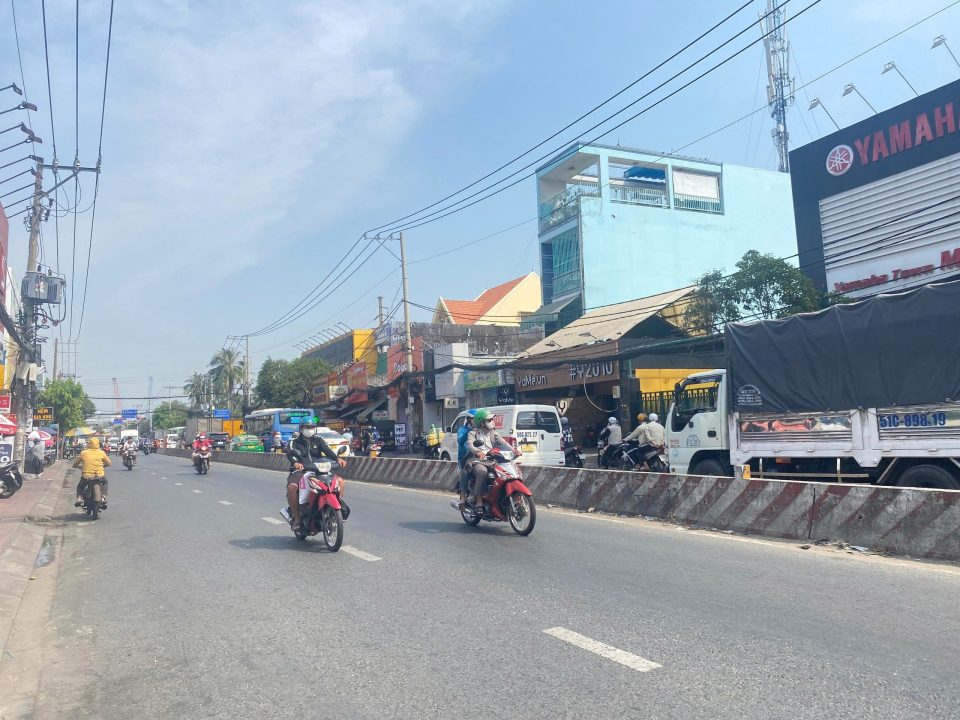 TÒA NHÀ QUY MÔ LỚN – DT SÀN GẦN 900M² – MẶT TIỀN KINH DOANH HUỲNH TẤN PHÁT