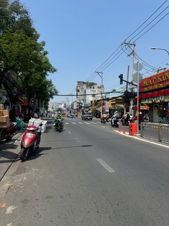 MẶT TIỀN NGUYỄN THỊ THẬP – GIÁ TỐT – ĐANG CÓ HĐT DÀI HẠN