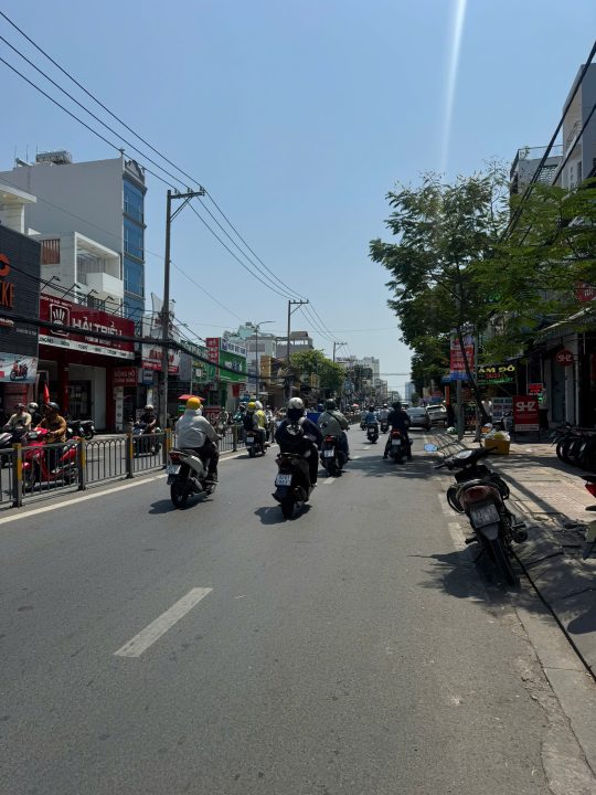 MẶT TIỀN NGUYỄN THỊ THẬP – GIÁ TỐT – ĐANG CÓ HĐT DÀI HẠN