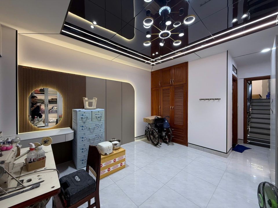 NHÀ PHỐ HOÀN THIỆN ĐẸP – KDC TÂN THUẬN NAM | CÓ THANG MÁY
