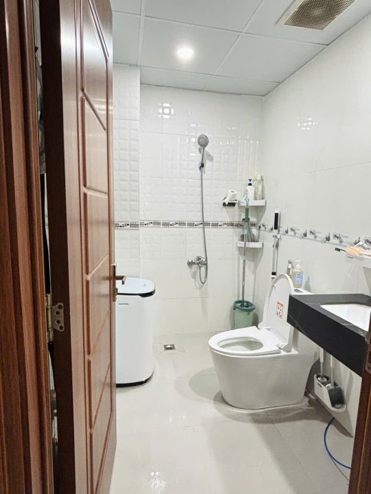 BÁN NHÀ ĐƯỜNG SỐ 17 – TÂN QUY, QUẬN 7 – CÓ HDT 47 TRIỆU/THÁNG
