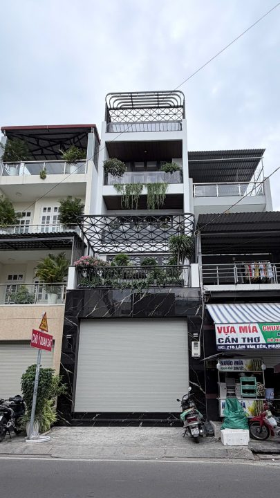NHÀ ĐẸP MẶT TIỀN MỚI XÂY – CÓ THANG MÁY ĐƯỜNG LỚN LÂM VĂN BỀN – TÂN QUY