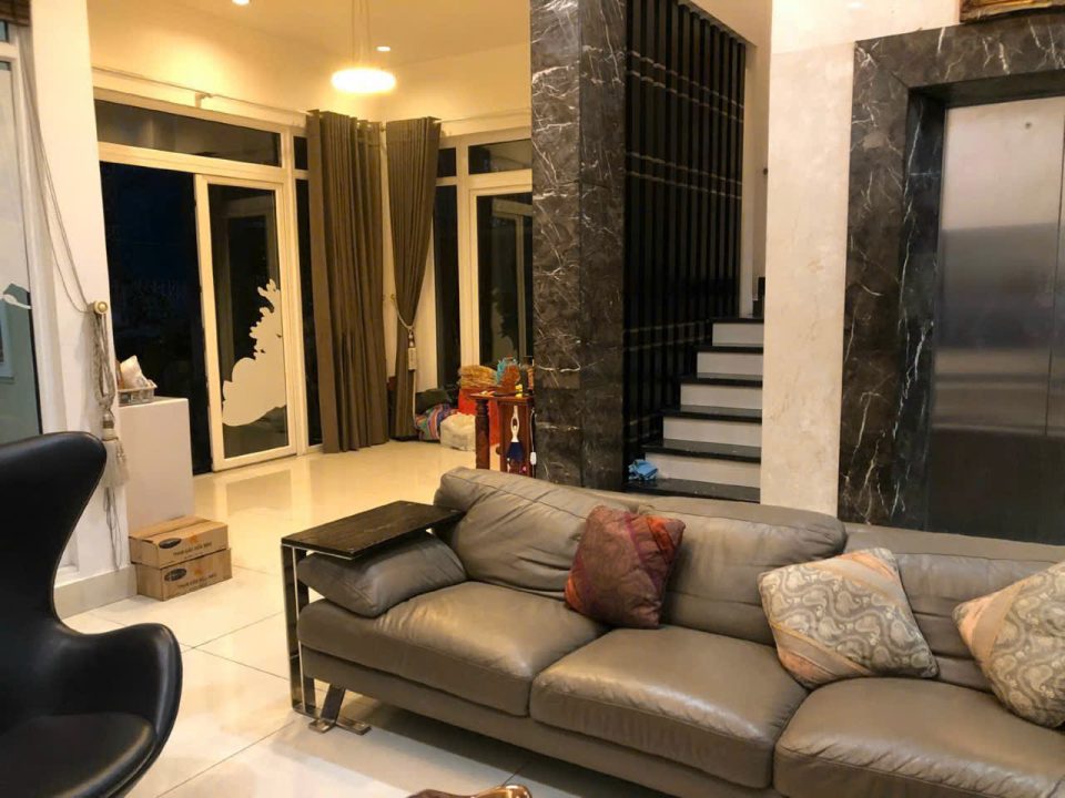 SIÊU BIỆT THỰ HIM LAM – NGANG 10M HIẾM, GIÁ TỐT CHỈ 60 TỶ!
