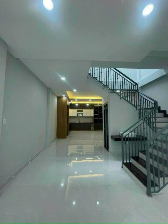 NHÀ MẶT TIỀN HUỲNH TẤN PHÁT – VỊ TRÍ ĐƯỜNG LỚN, SẦM UẤT Mặt tiền kinh doanh – GPXD cao tầng – tiềm năng khai thác tốt