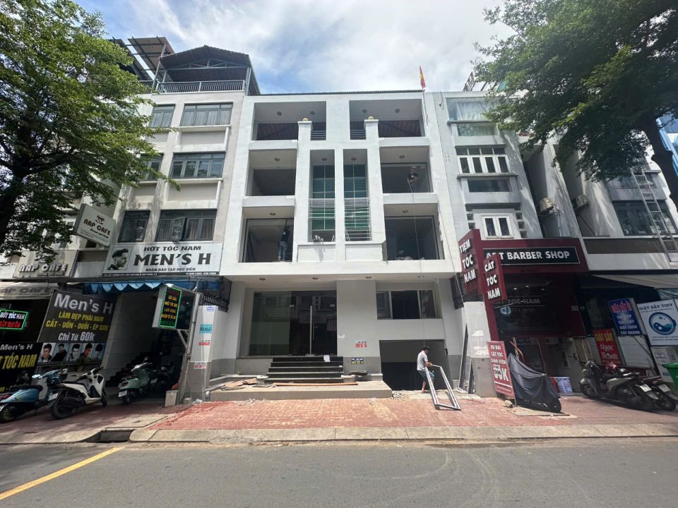 CẶP TÒA VĂN PHÒNG DIỆN TÍCH SÀN 900M² – GIÁ CHỈ 50 TỶ, KHU KIM SƠN!