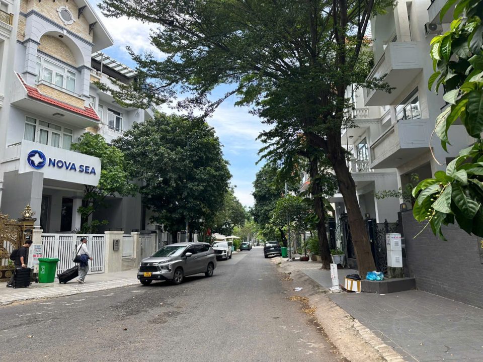 🏡 BIỆT THỰ HIM LAM ĐƯỜNG SỐ 11 – ĐỐI DIỆN CÔNG VIÊN, VỊ TRÍ ĐẸP HIẾM CÓ