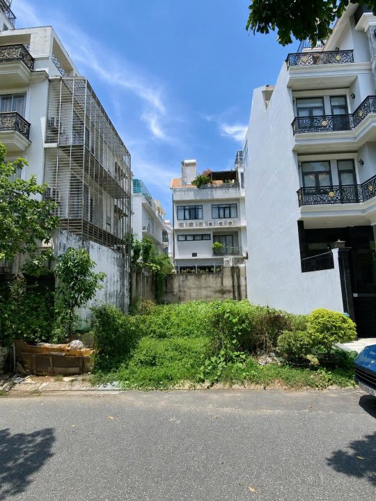 Bán Đất Nền Biệt Thự KDC Him Lam Đường Số 10, Quận 7 | 200m² | Gần Hồ | Giá 39.5 Tỷ