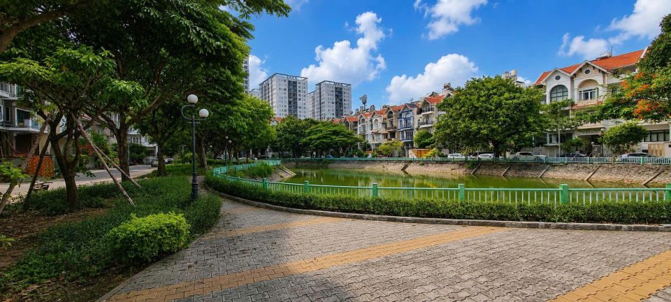 Bán Biệt Thự Him Lam – DT: 7.5 X 20 m – 150m² – Có Thang Máy – Giá 45 Tỷ