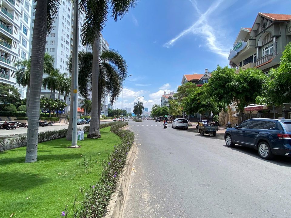 Bán Biệt Thự KDC Him Lam – Mặt Tiền Đường Hoàng Trọng Mậu, Quận 7