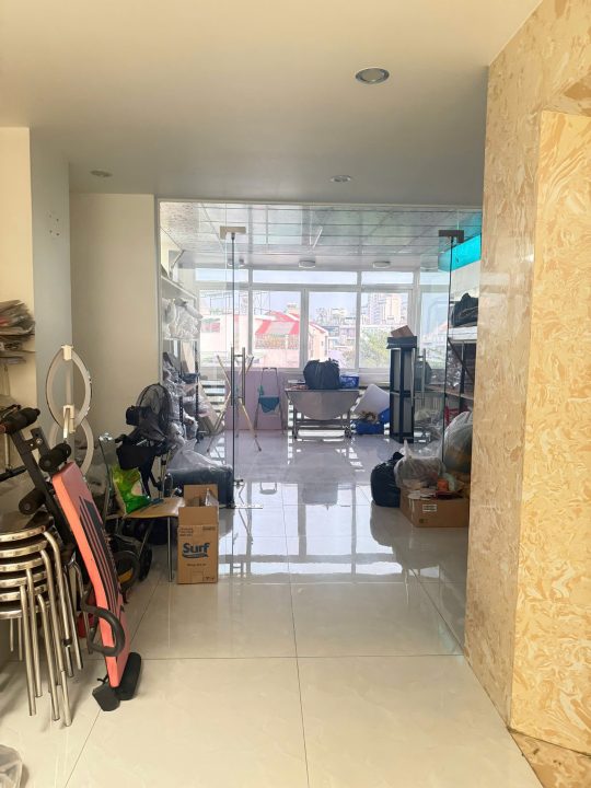 Bán Nhà Phố KDC Kim Sơn Quận 7 – Nhà Đẹp, Có Thang Máy, Giá Tốt Chỉ 21,5 Tỷ