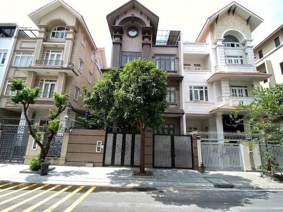 Bán Biệt Thự KDC Him Lam Đường Số 8 Quận 7 | Diện Tích 10x20m (200m²) | Giá 63 Tỷ