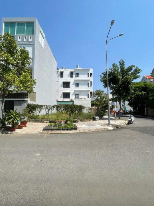 🍀 Bán Lô Đất Nền KDC Sadeco Ven Sông – Góc 2 Mặt Tiền Đường Số 7 – Diện Tích 5 x 18 , Giá 15,8 Tỷ