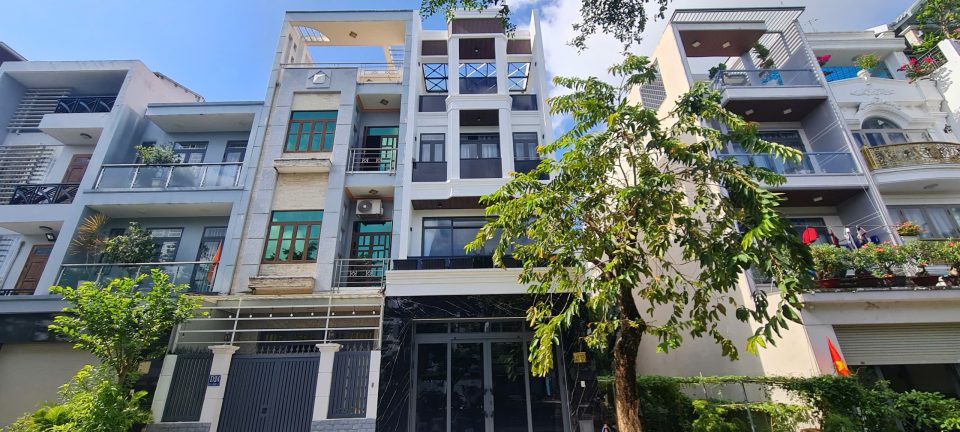 Bán Nhà Phố Hoàn Thiện Mới TĐC Phú Mỹ – Full Nội Thất, Giá 18 Tỷ