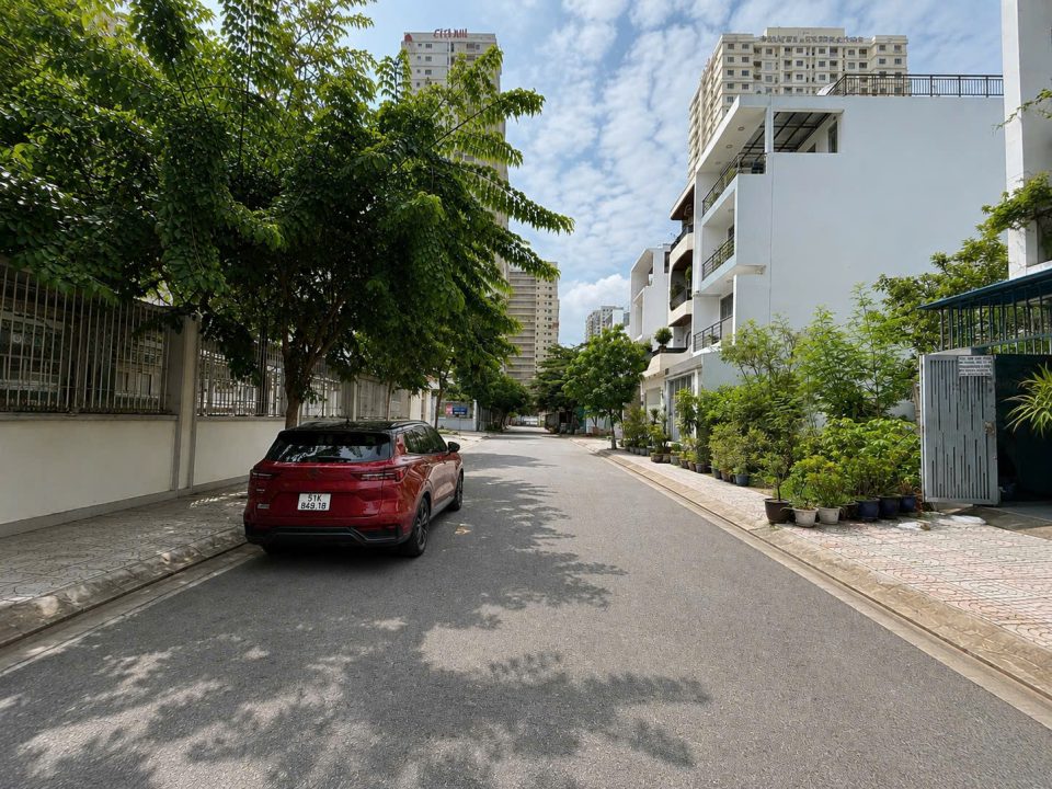 BÁN ĐẤT KDC PHÚ MỸ 5 x 18m = 90m² LIỀN KỀ PHÚ MỸ HƯNG QUẬN 7