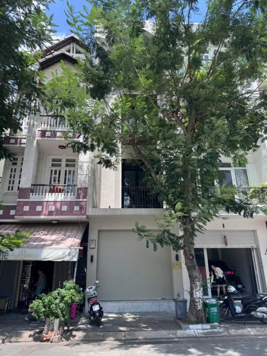 BÁN NHÀ PHỐ KDC CÔNG ÍCH QUẬN 4 – ĐƯỜNG SỐ 3 NHÀ MỚI – THIẾT KẾ HIỆN ĐẠI