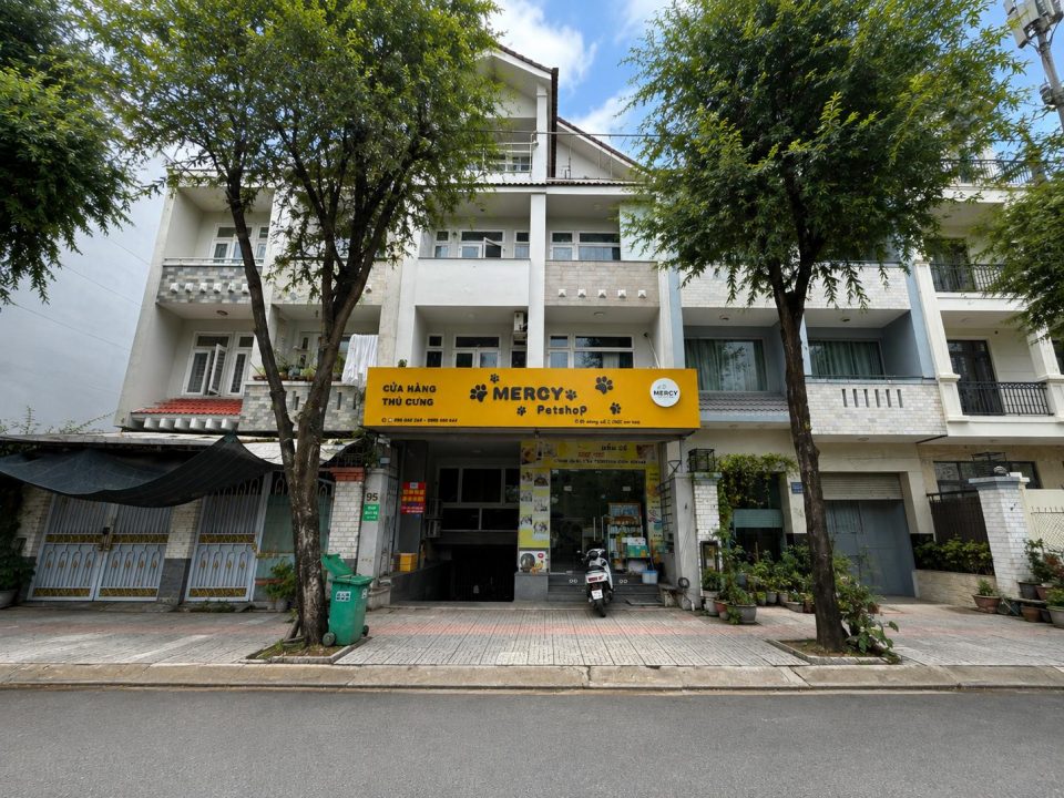 BÁN CHDV SADECO VEN SÔNG – ĐANG KHAI THÁC DÒNG TIỀN – ĐỐI DIỆN ĐẠI HỌC RMIT