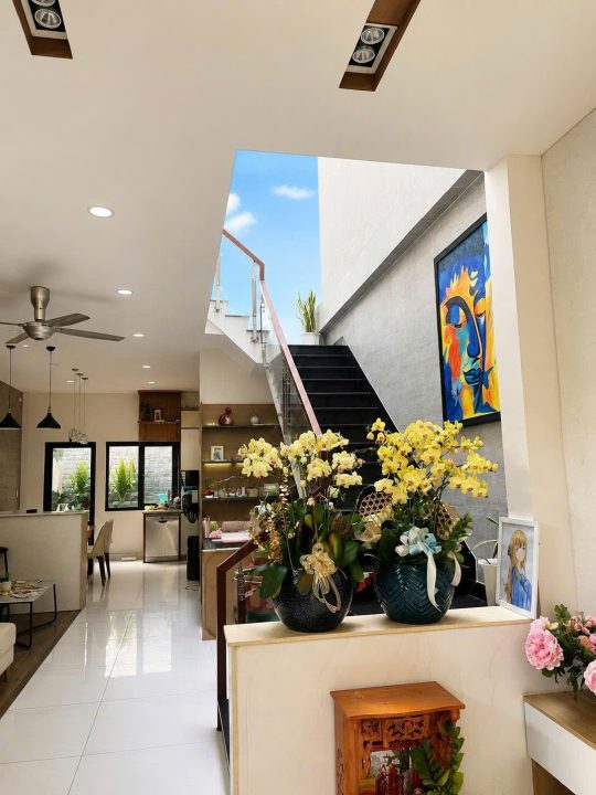 🔥 NHÀ PHỐ VIEW HỒ HIẾM CÓ TĐC PHÚ MỸ – FULL NỘI THẤT, GIÁ CHỈ 11 TỶ