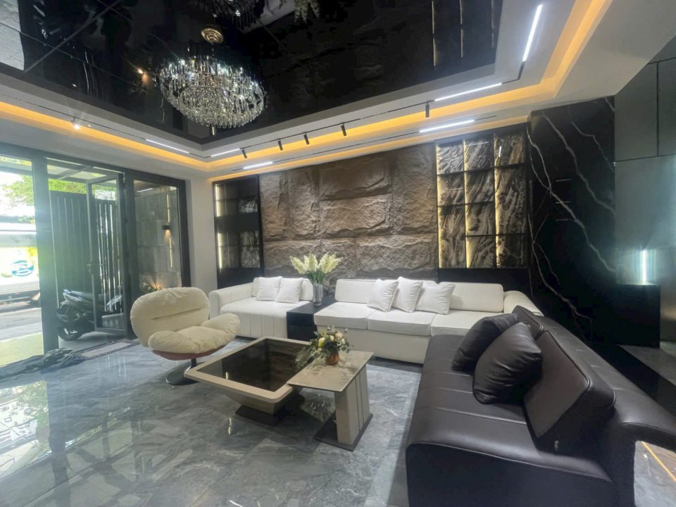 BÁN NHÀ PHỐ KDC PHÚ MỸ  5 x 19,5m² – 3 LẦU – FULL NỘI THẤT – VÀO Ở NGAY