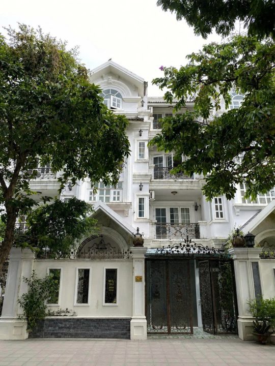 BÁN NHÀ PHỐ KDC TẤN TRƯỜNG QUẬN 7 – 148M², FULL NỘI THẤT, GIÁ 26 TỶ