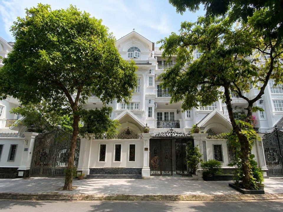 BÁN NHÀ PHỐ KDC TẤN TRƯỜNG QUẬN 7 – 148M², FULL NỘI THẤT, GIÁ 26 TỶ