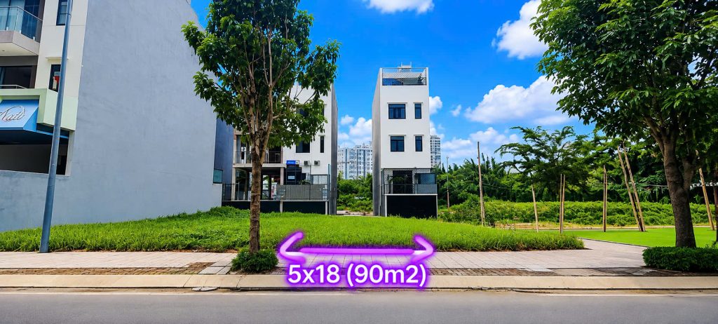 🔥 HOT ĐẤT NỀN NHÀ PHỐ Q7 – MẶT TIỀN ĐƯỜNG LỚN, ĐỐI DIỆN Q7 RIVERSIDE – 90M² CHỈ 11 TỶ NET!